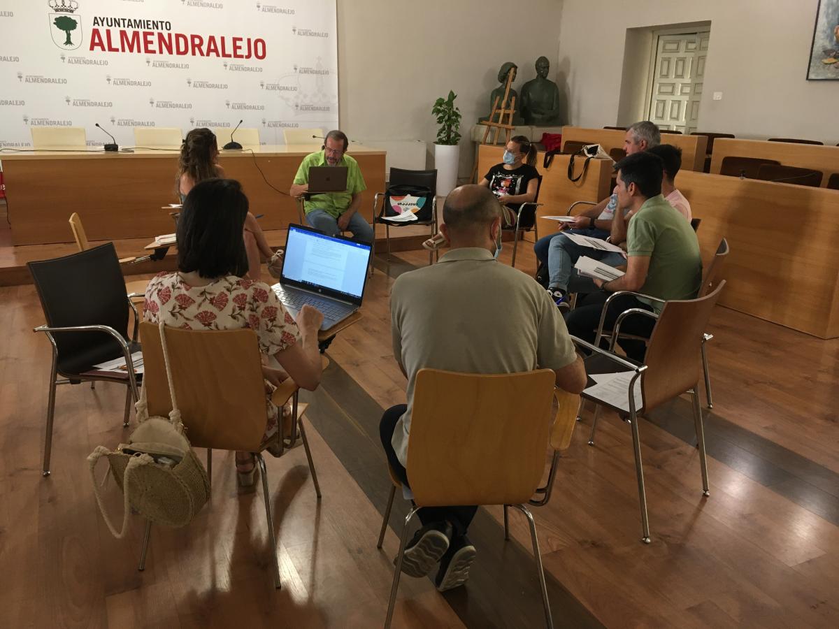 El Comité de Seguimiento de la Agenda Urbana de Almendralejo continúa su labor de supervisión del proceso de elaboración del plan de acción